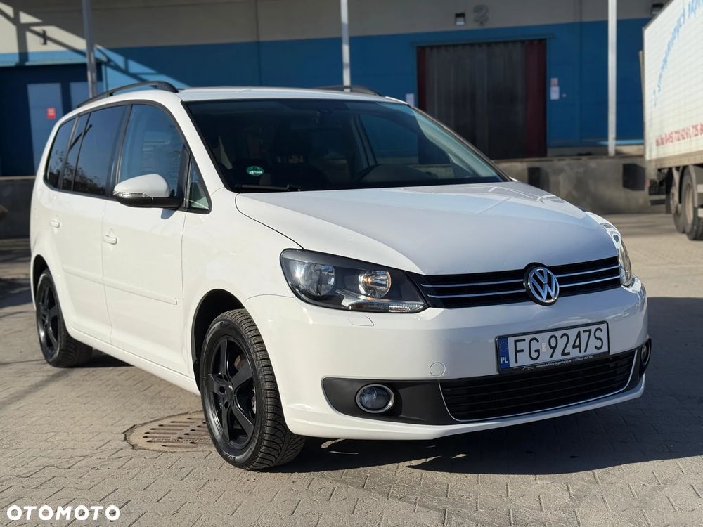 Volkswagen Touran 1.6 TDI DPF BlueMotion Technology STYLE - 2