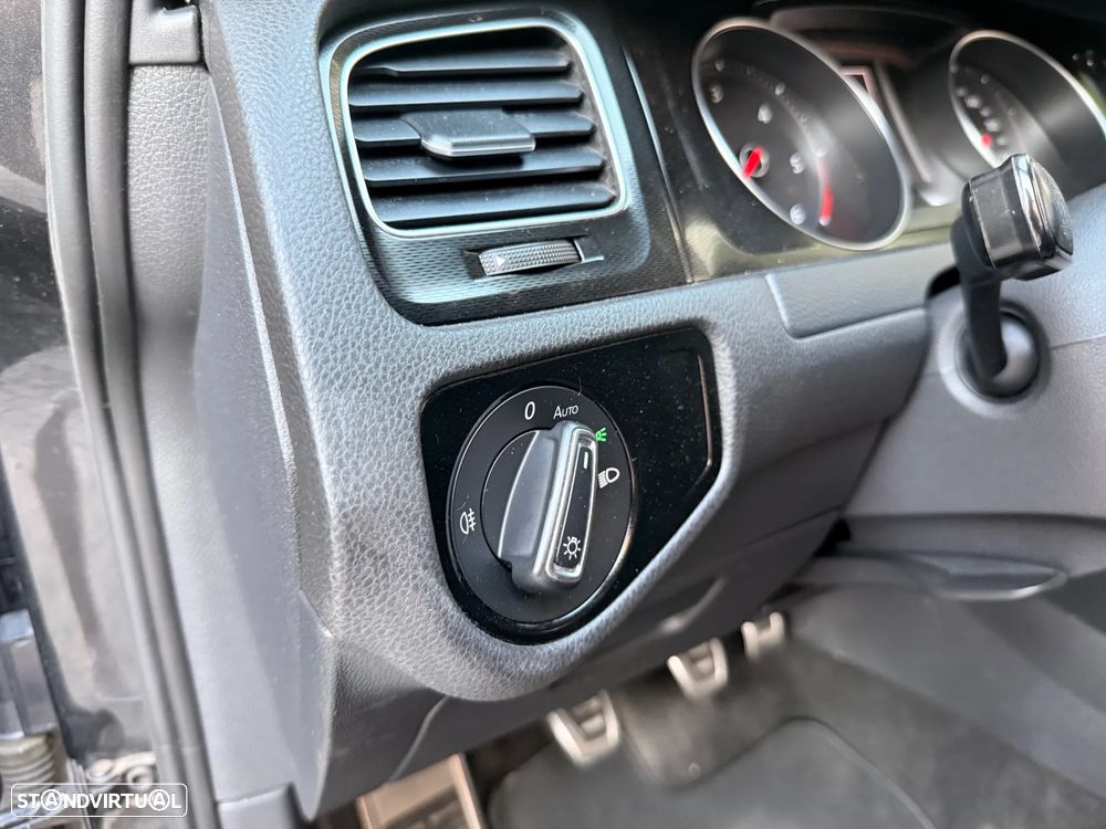 VW Golf 2.0 TDI GTD - 29