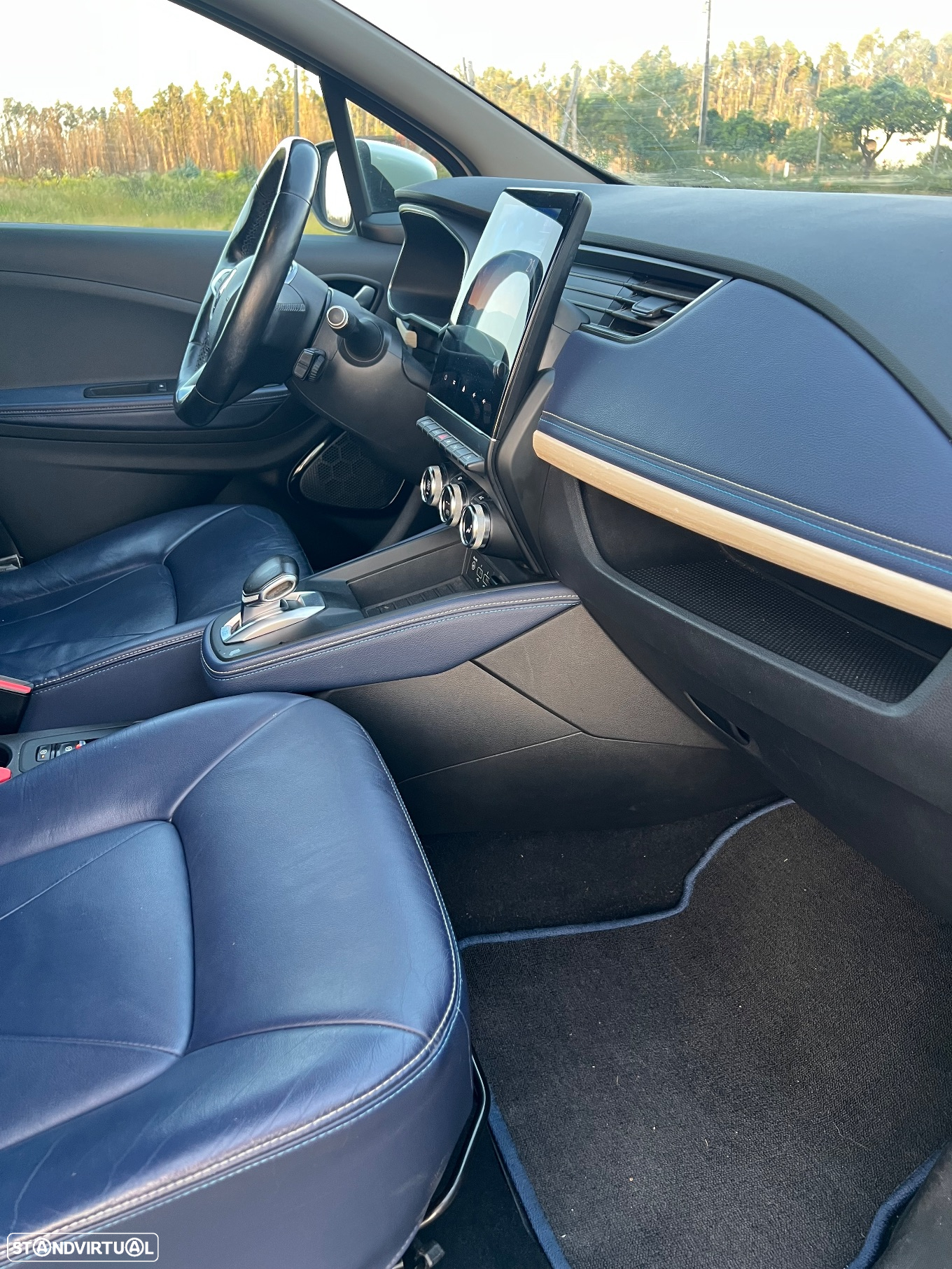 Renault Zoe (c/ Bateria) EV50 135hp Riviera - 13
