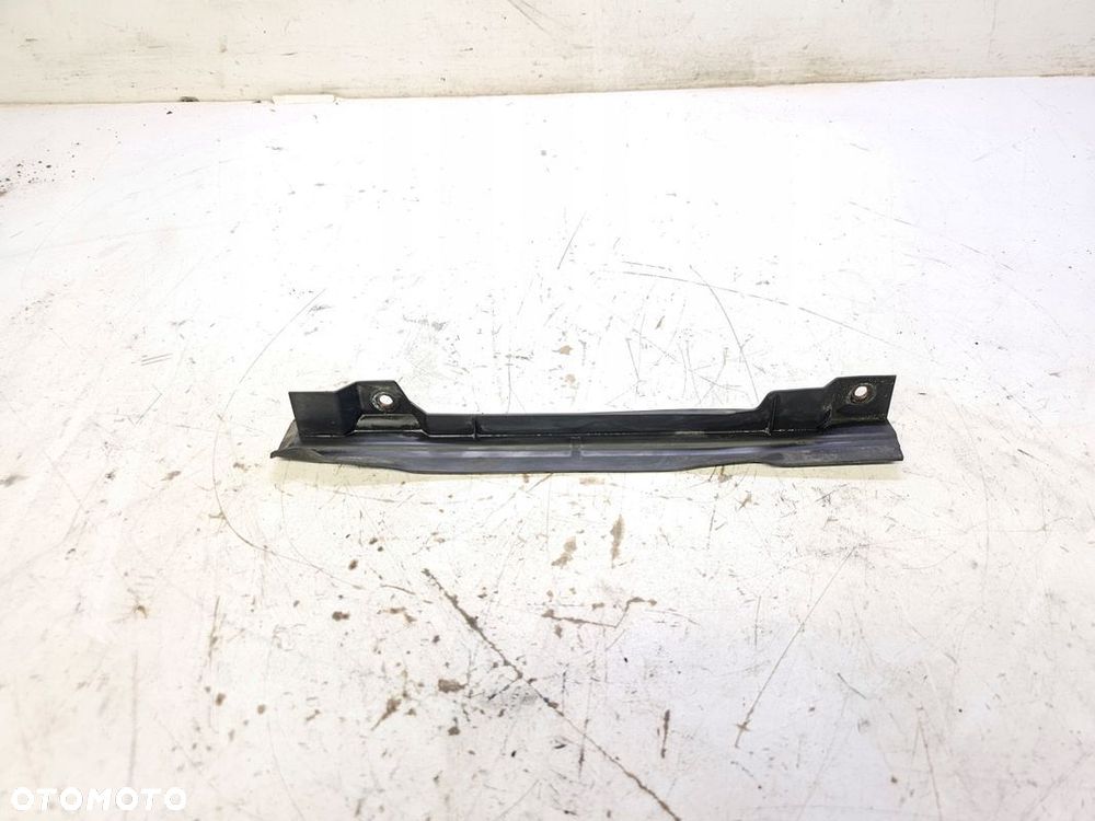 OSŁONA CHŁODNICY LEWA AUDI A1 8X 8X0121331 - 2