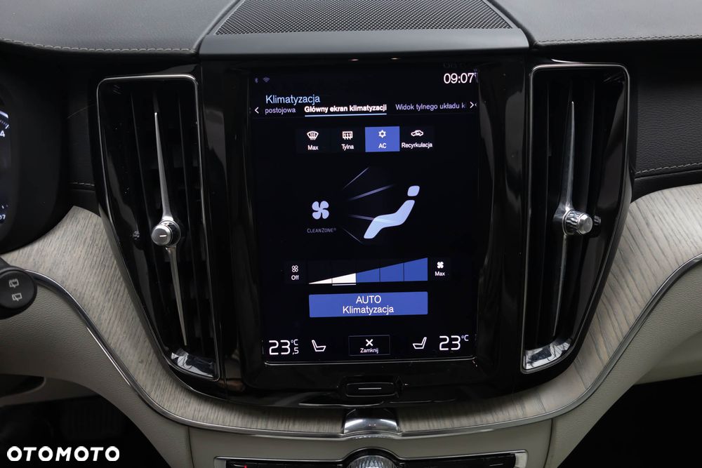 Volvo XC 60 B4 D AWD Geartronic Inscription - 24