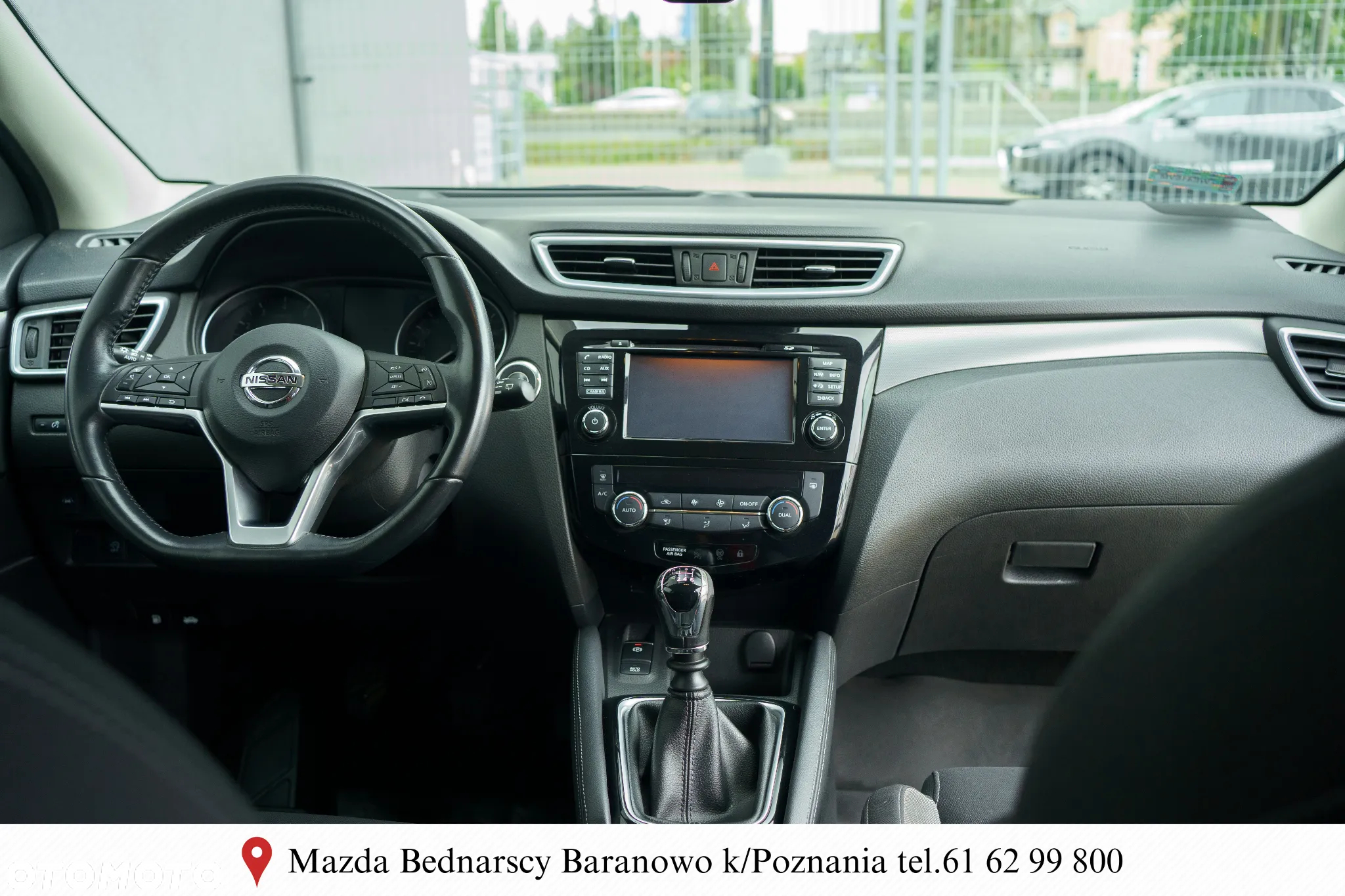 Nissan Qashqai 1.3 DIG-T N-Connecta EU6d - 27
