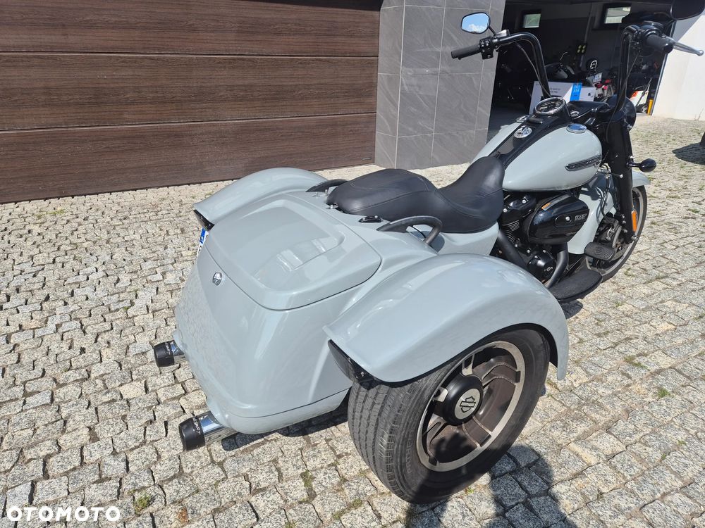 Harley-Davidson Trike Freewheeler - 11