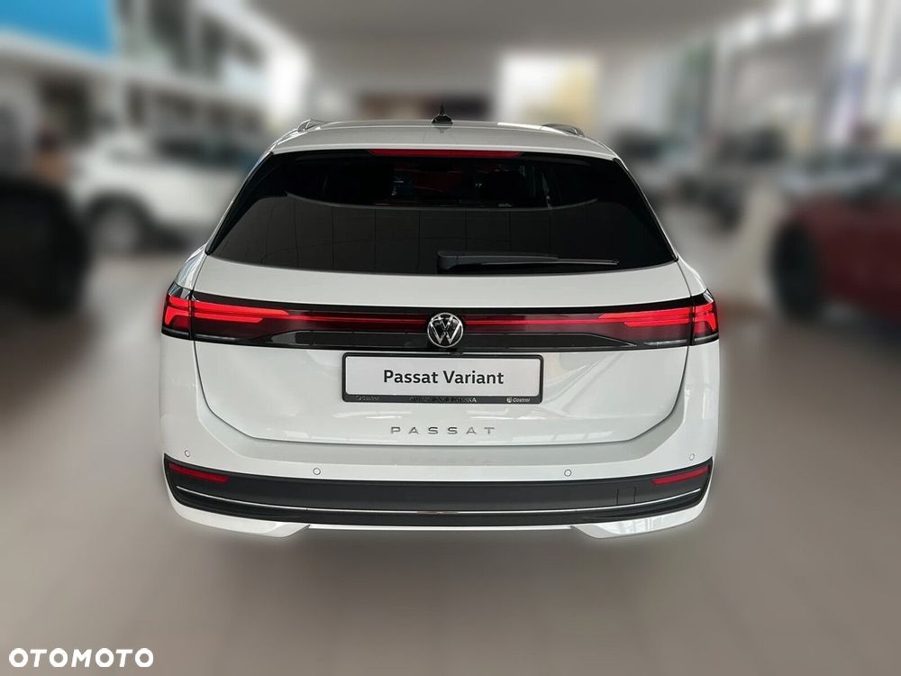 Volkswagen Passat - 4