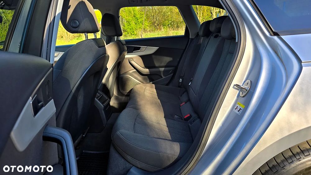 Audi A4 Avant 2.0 TDI S tronic - 14