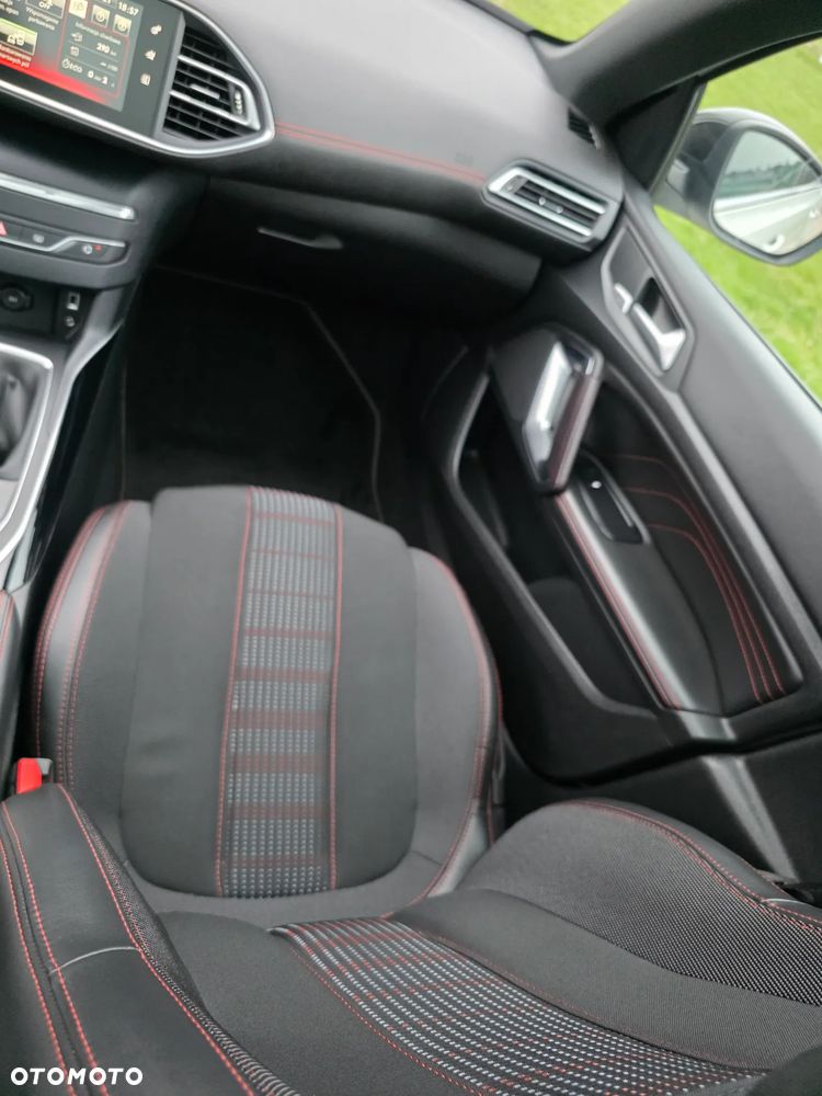 Peugeot 308 BlueHDi FAP 150 Stop&Start GT-Line Edition - 26