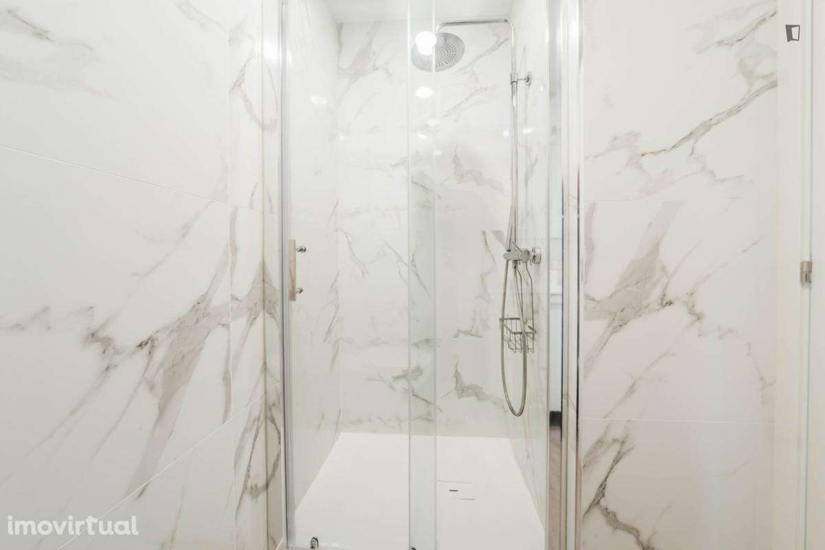 Quarto - localizado em Lumiar Lisbon - Grande imagem: 5/23