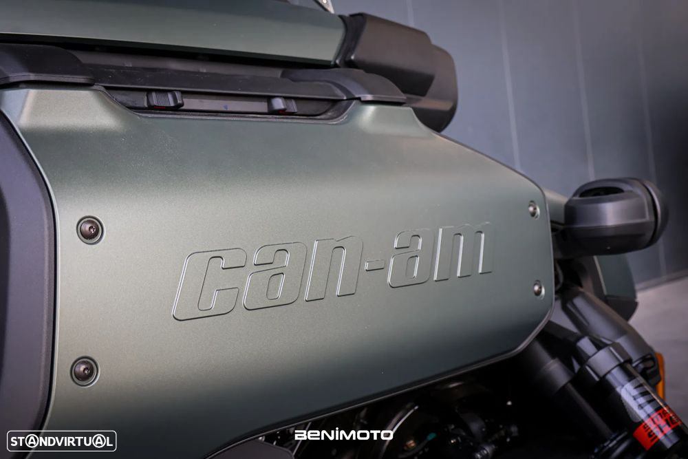 Can-Am Spyder RT Canyon Redrock - 14