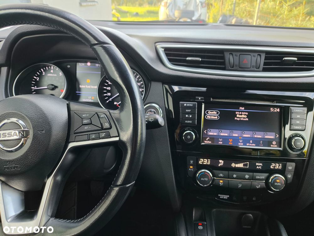 Nissan Qashqai 1.3 DIG-T N-Connecta - 27
