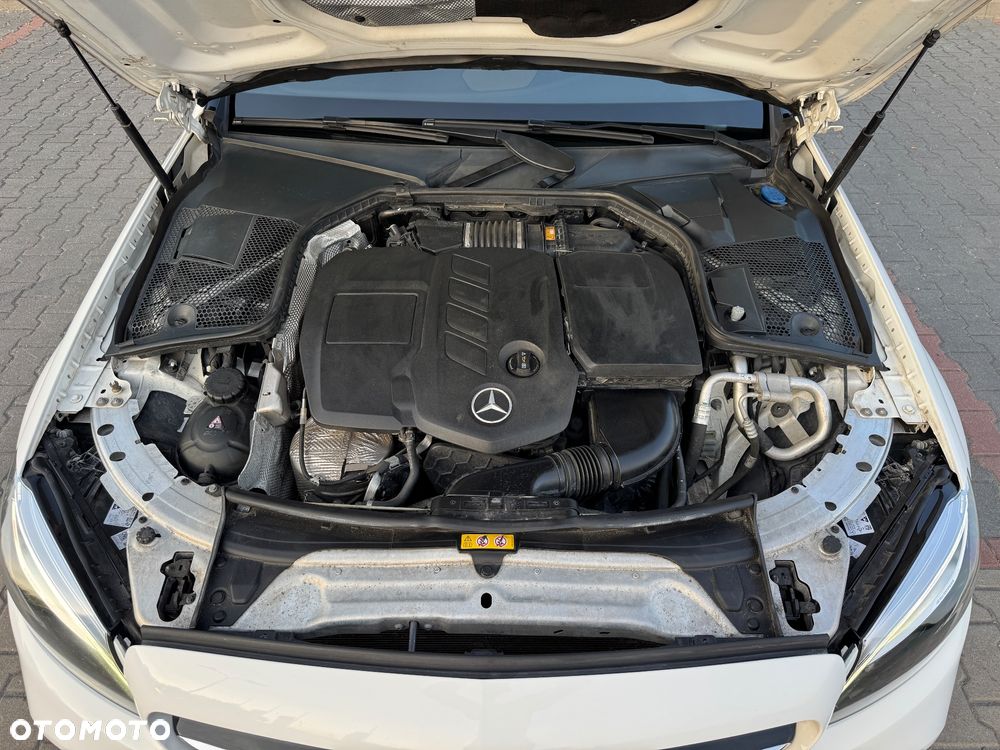 Mercedes-Benz Klasa C 200 d 9G-TRONIC AMG Line - 28