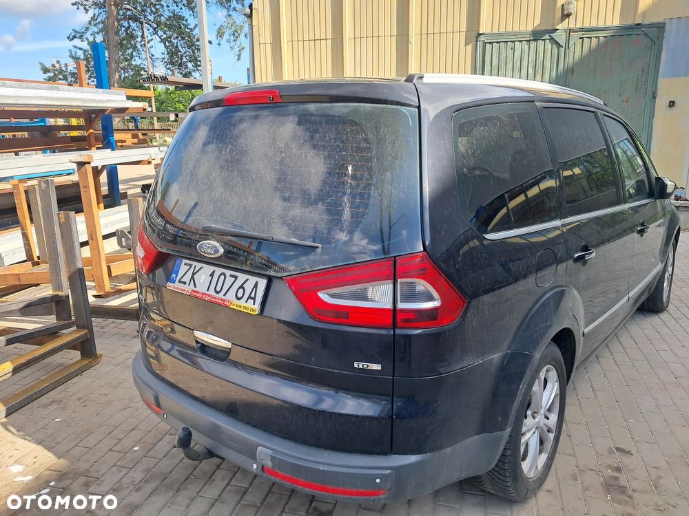 Ford Galaxy 2.0 TDCi Ghia - 11