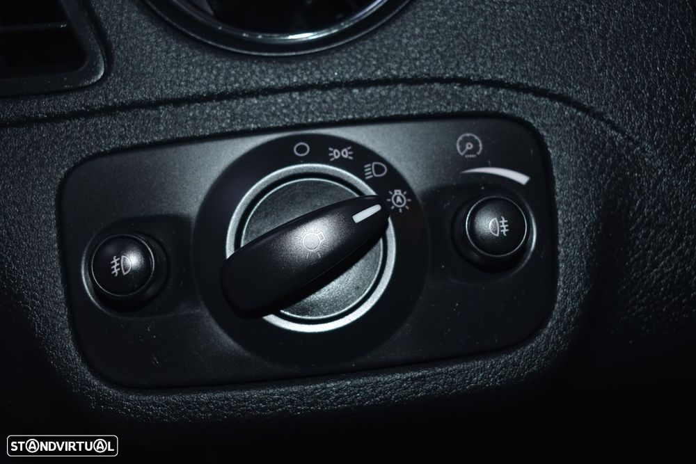 Ford S-Max 2.0 TDCi Trend 7L - 41