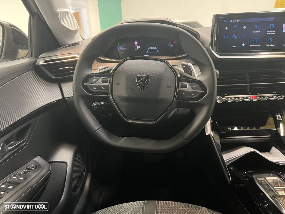 Peugeot 208 1.2 Hybrid Allure e-DCS6 - 10