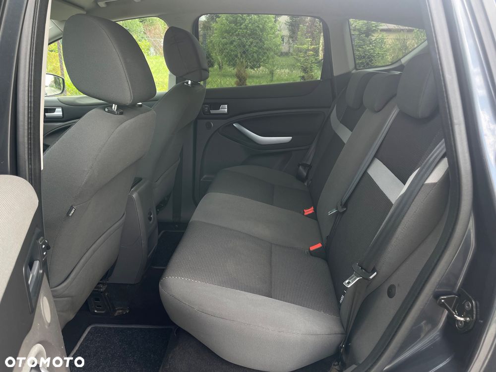 Ford Kuga 2.0 TDCi Trend - 10