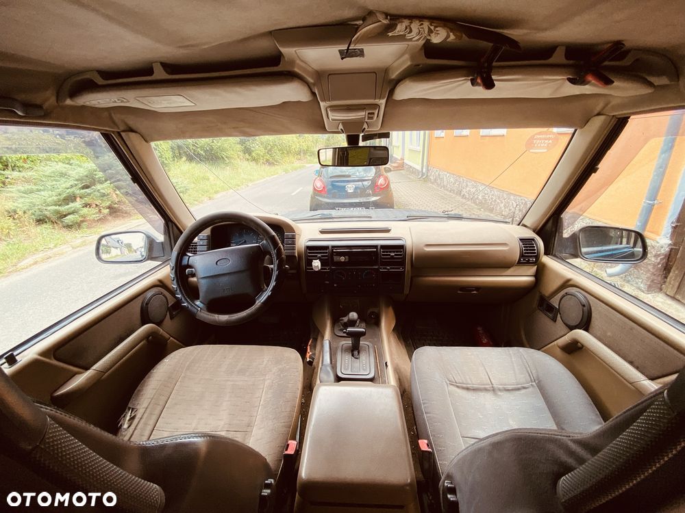 Land Rover Discovery - 4