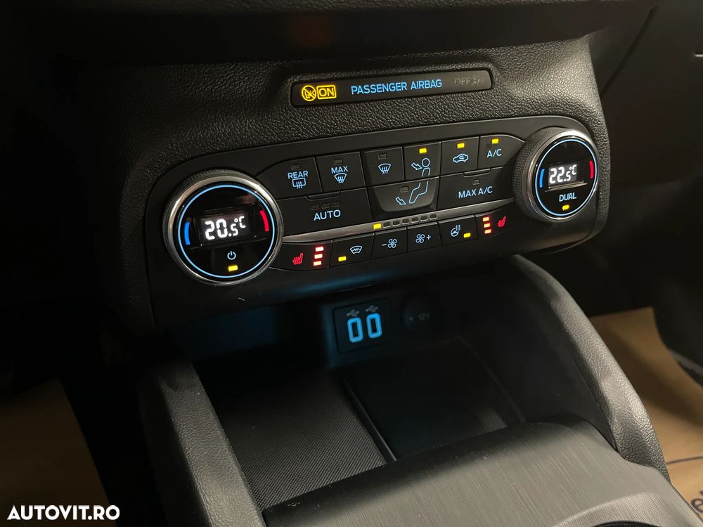 Ford Focus 1.0 EcoBoost Connected - 19