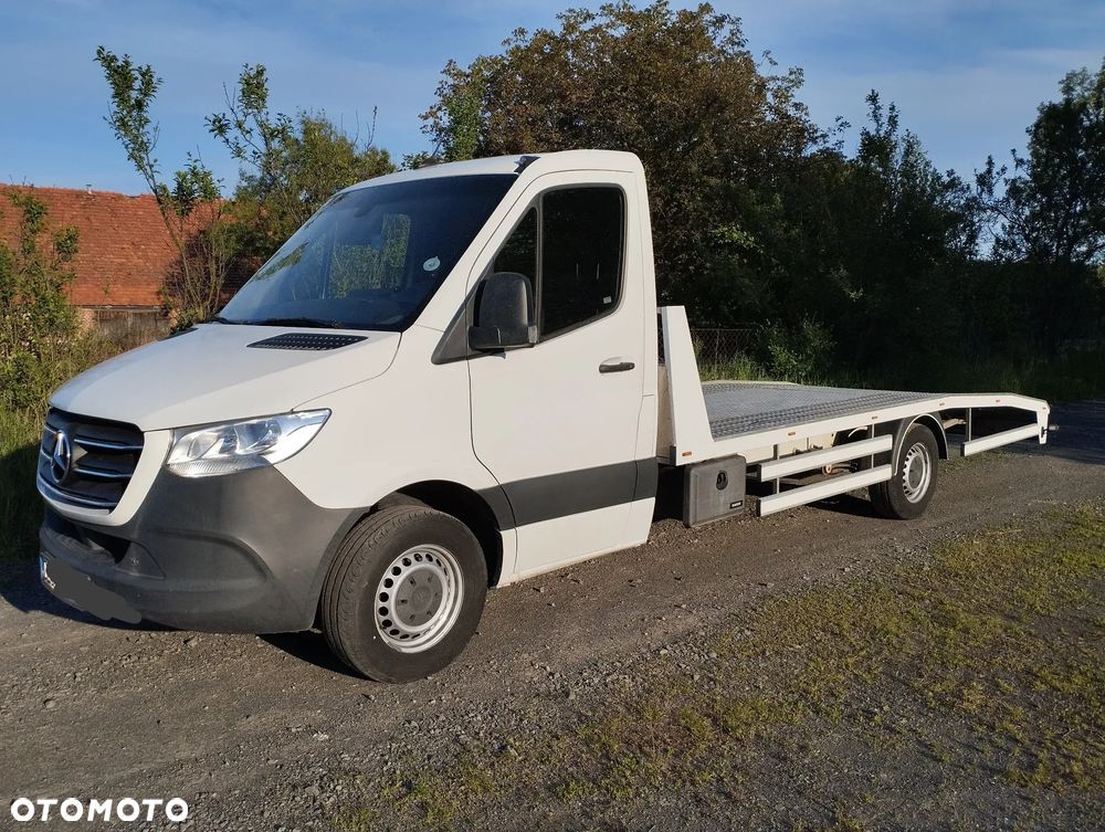 Mercedes-Benz Sprinter - 1