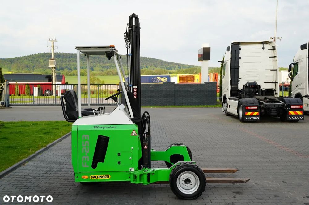 Palfinger Wózek widłowy/ F3-253PX / Podwieszany pod naczepę - przyczepę / max udźwig 2500 kg / 3m / 2021 ROK / - - 17