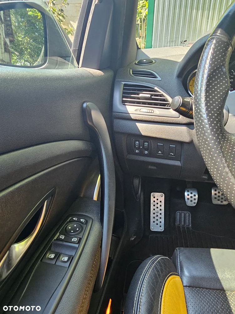 Renault Megane 2.0 16V RS - 25