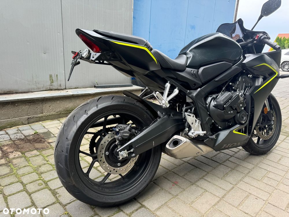 Honda CBR - 8