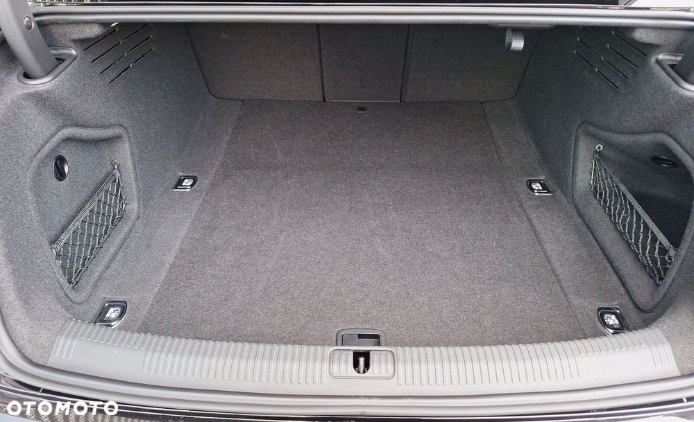 Audi A4 Limousine - 24