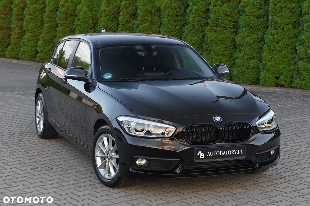BMW Seria 1 116i - 24