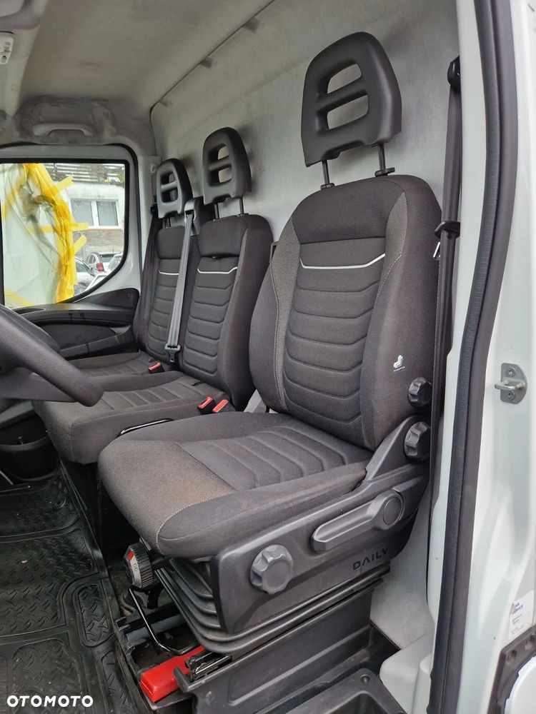 Iveco Daily - 23