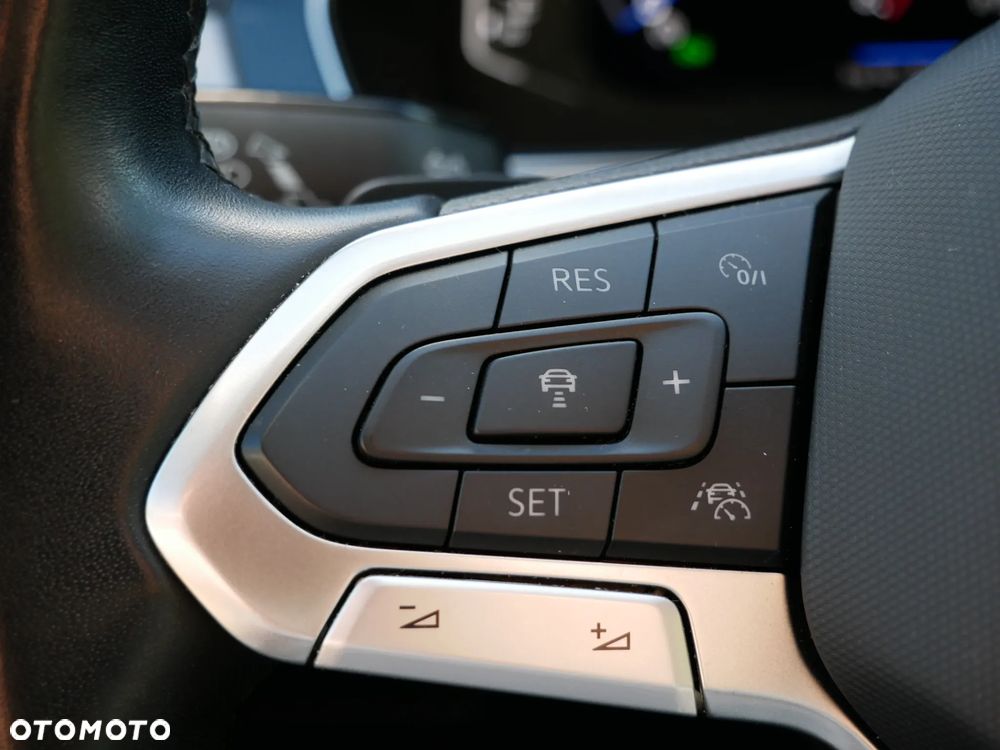 Volkswagen Passat 2.0 TDI EVO Business DSG - 31