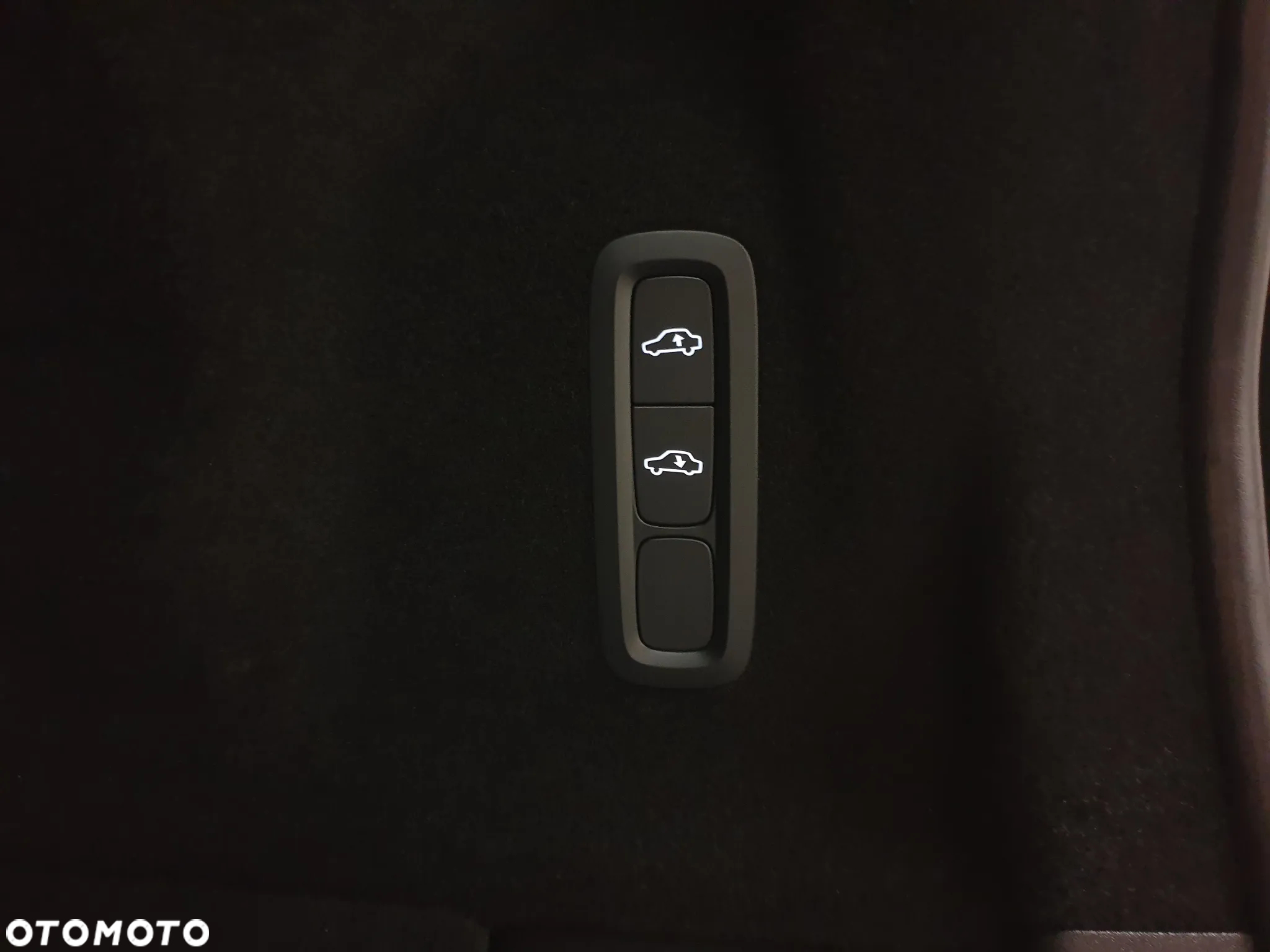 Volvo XC 60 B4 D AWD Geartronic RDesign - 38