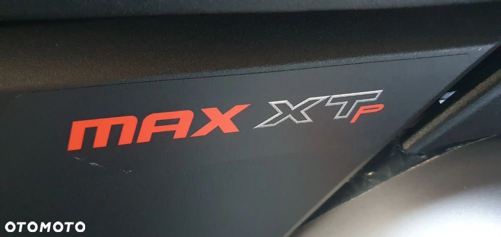 Can-Am Outlander Max - 12