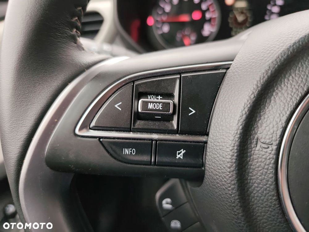 Suzuki Swift 1.2 Dualjet SHVS Premium Plus - 22