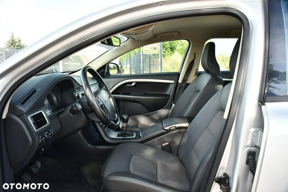 Volvo V70 2.0 Kinetic - 31