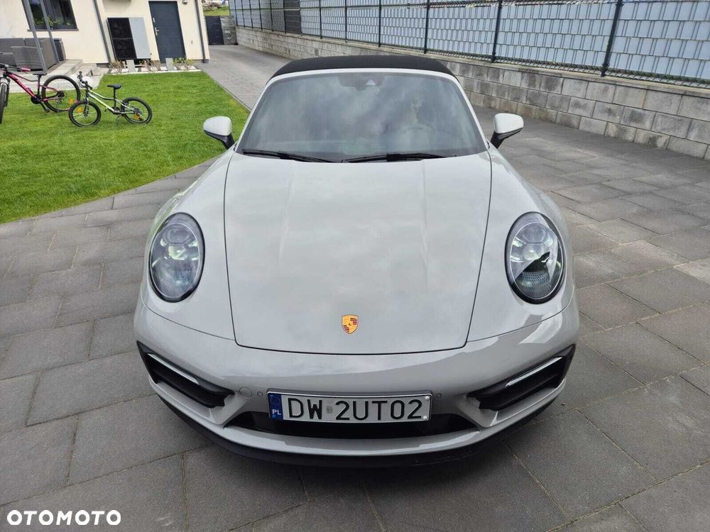 Porsche 911 Targa 4 GTS - 2