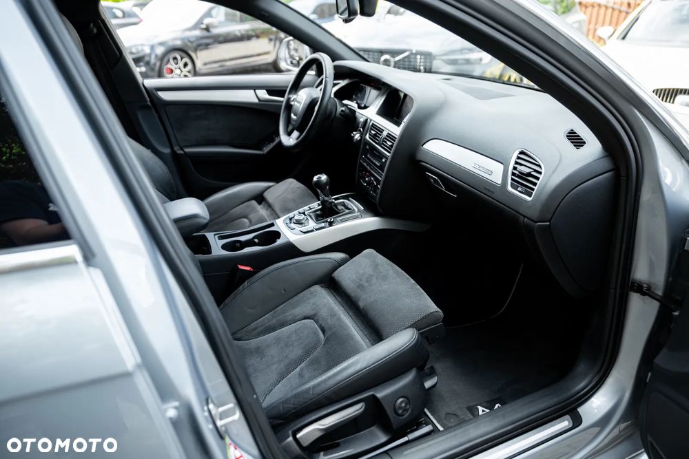 Audi A4 Limousine 2.0 TFSI quattro S line Sportpaket (plus) - 13