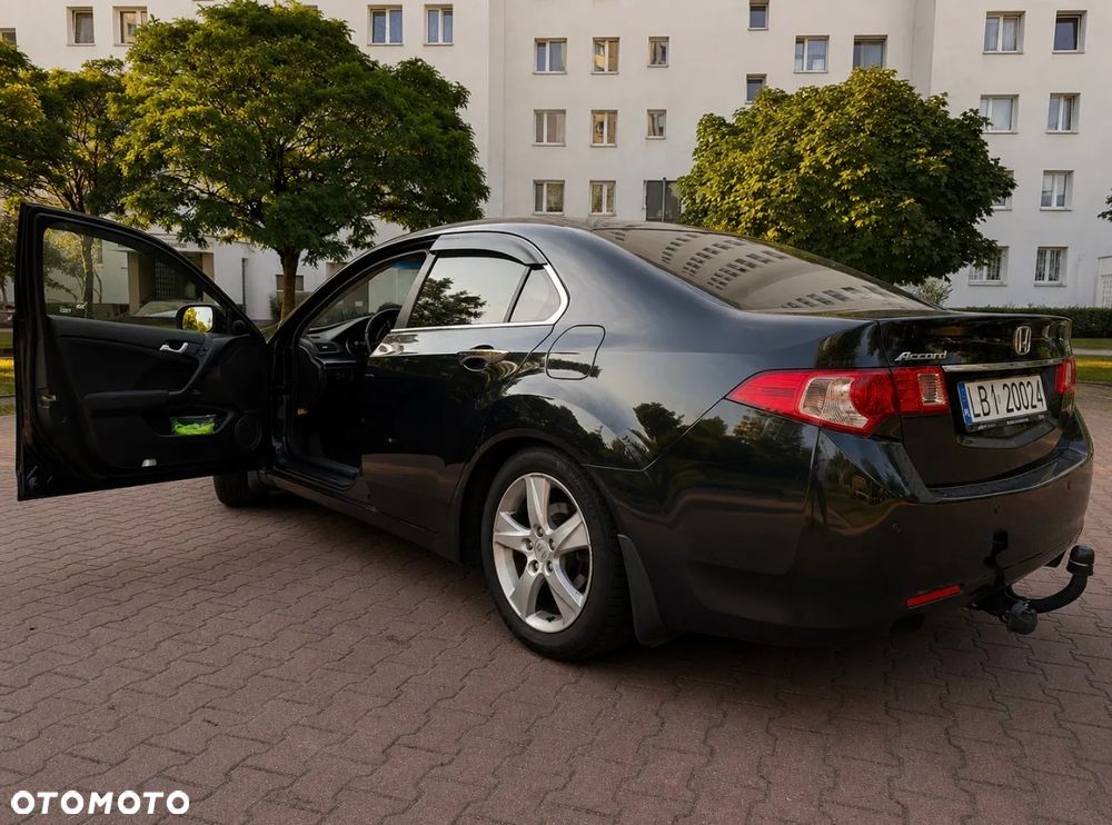 Honda Accord 2.0 Lifestyle - 15