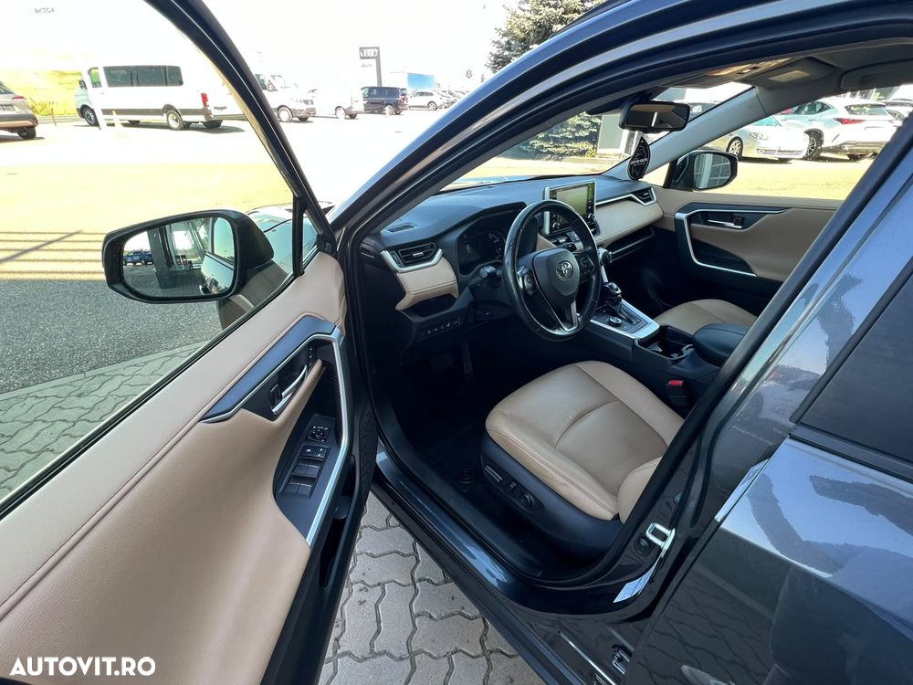 Toyota RAV4 2.5 VVT-iE 4x4 Luxury - 12