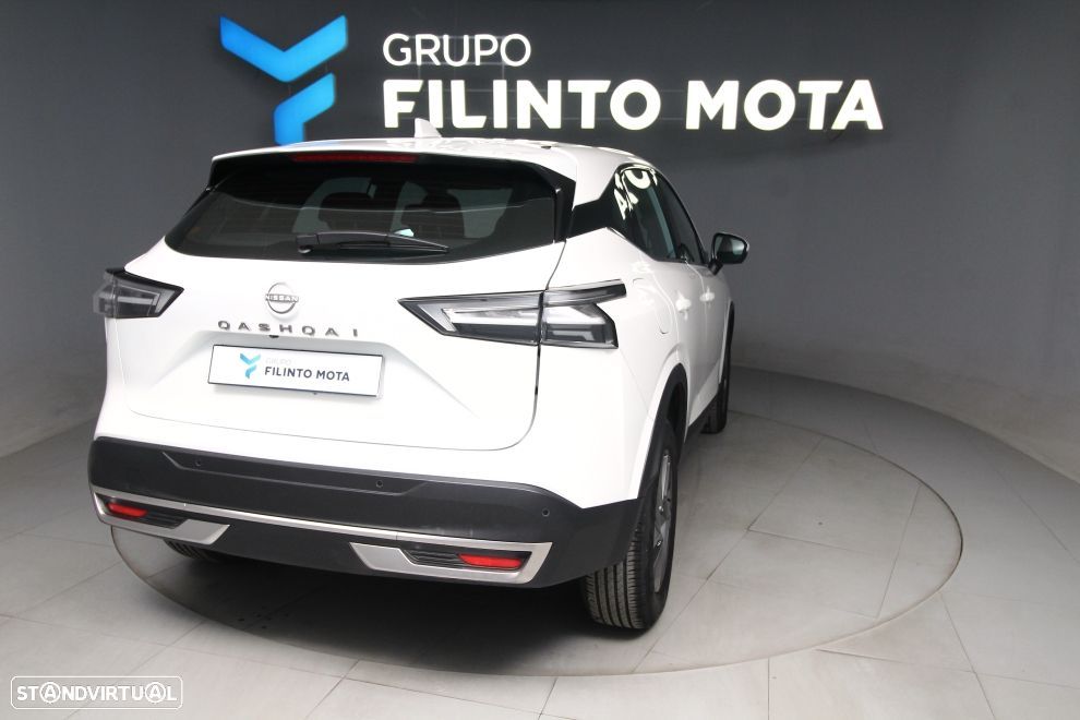 Nissan Qashqai 1.3 DIG-T Acenta Xtronic - 3