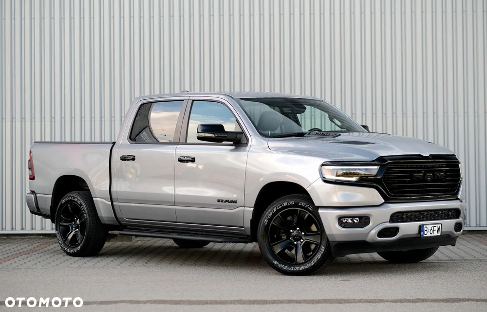 RAM 1500 5.7 Crew Cab Bighorn - 15