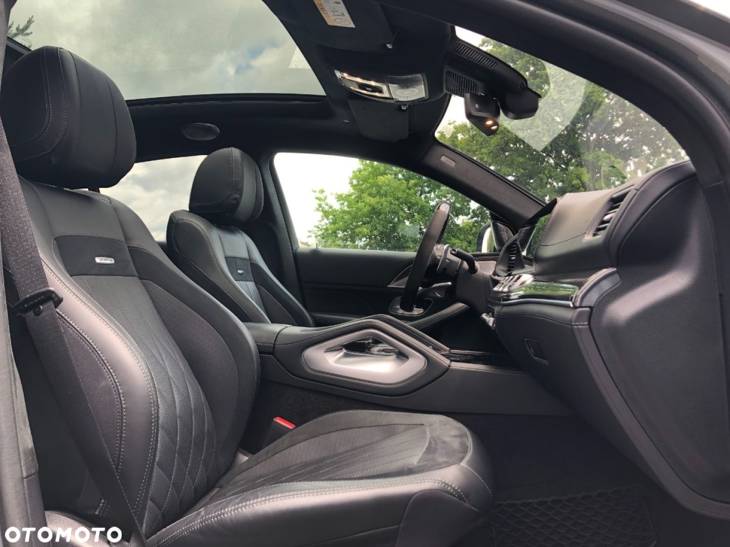 Mercedes-Benz GLE - 31