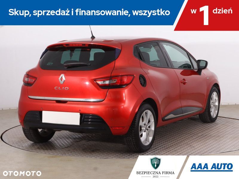 Renault Clio - 7