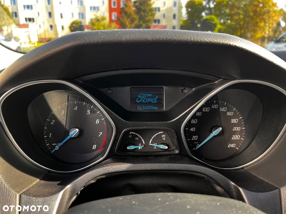 Ford Focus 1.6 Ambiente - 5