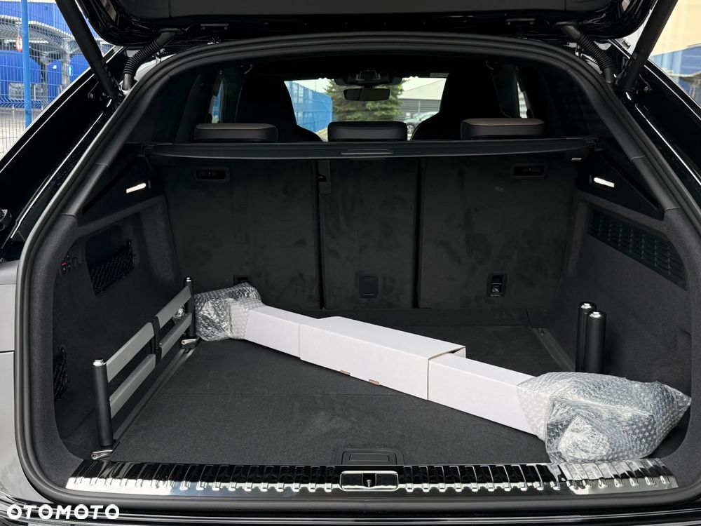 Audi SQ8 TFSI Quattro Tiptronic - 30