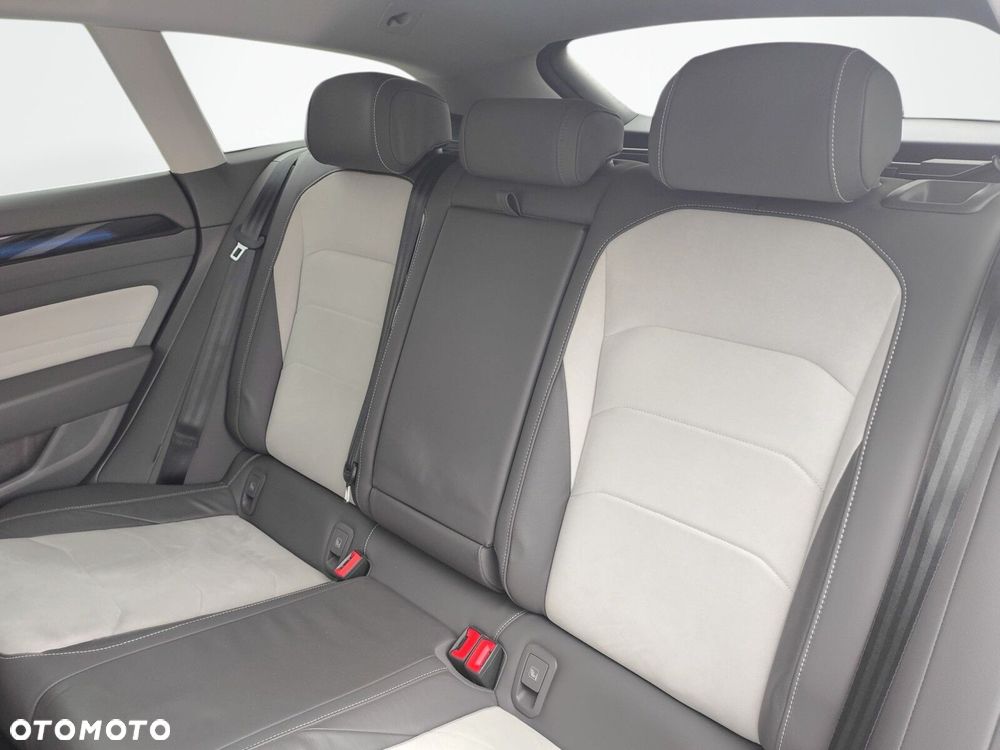 Volkswagen Arteon Shooting Brake 2.0 TDI 4Motion R-Line DSG - 26