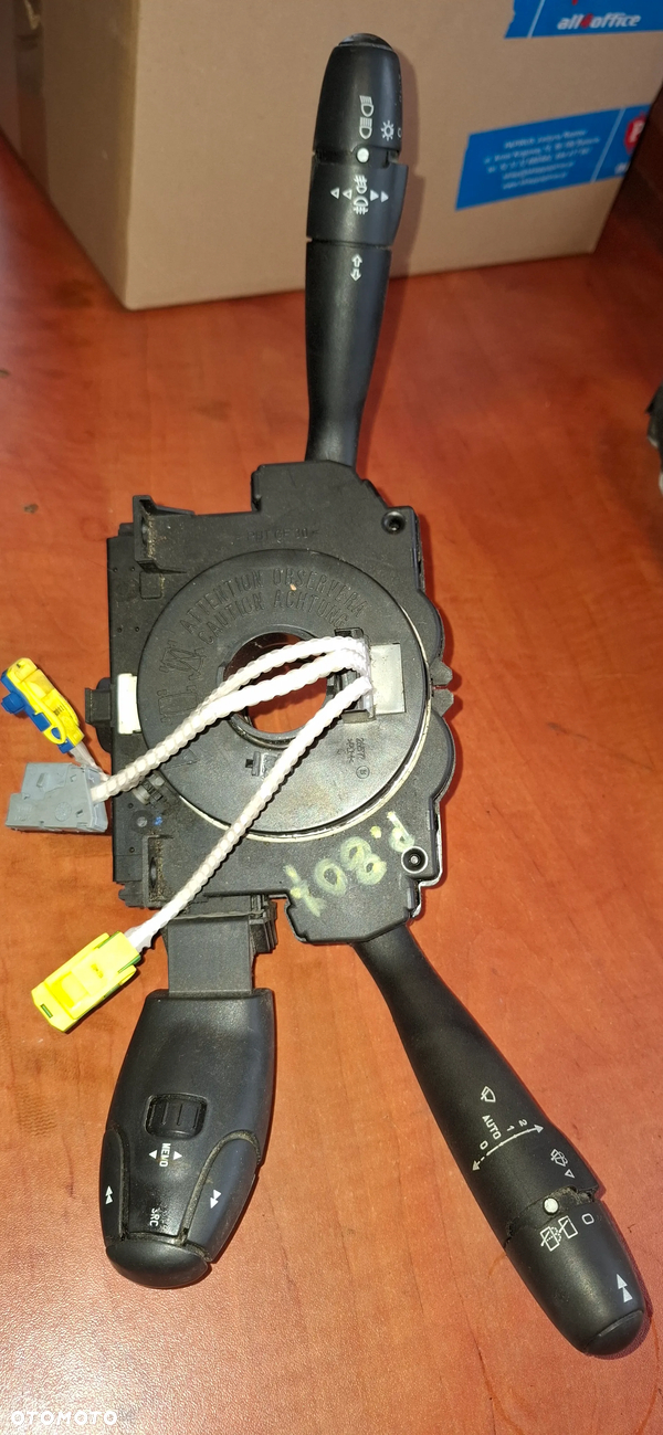 PRZEŁĄCZNIK ZESPOLONY PEUGEOT 206 307 406 807 CITROEN C5 C8 96477546XT