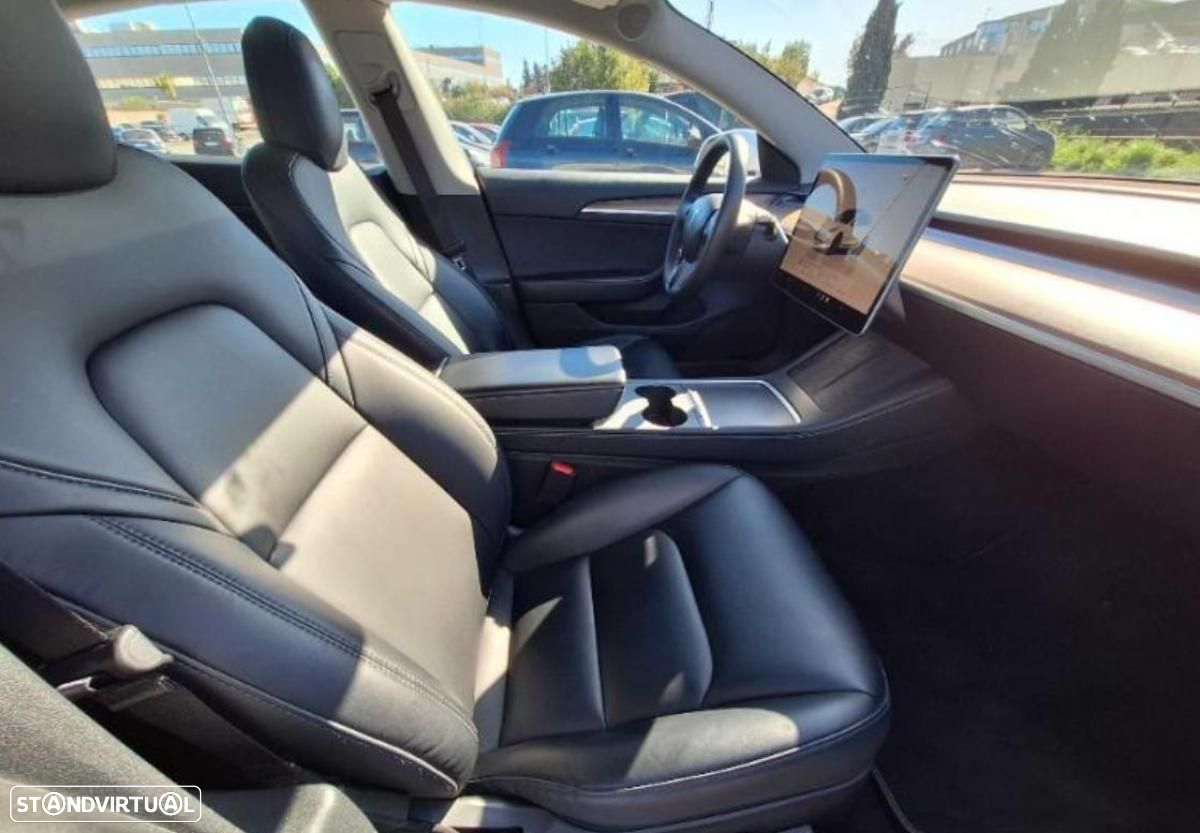 Tesla Model 3 Long-Range Dual Motor AWD - 3