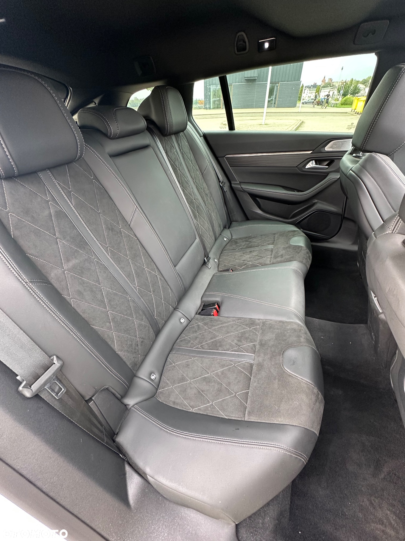 Peugeot 508 SW Plug-In Hybrid 225 e-EAT8 GT - 15