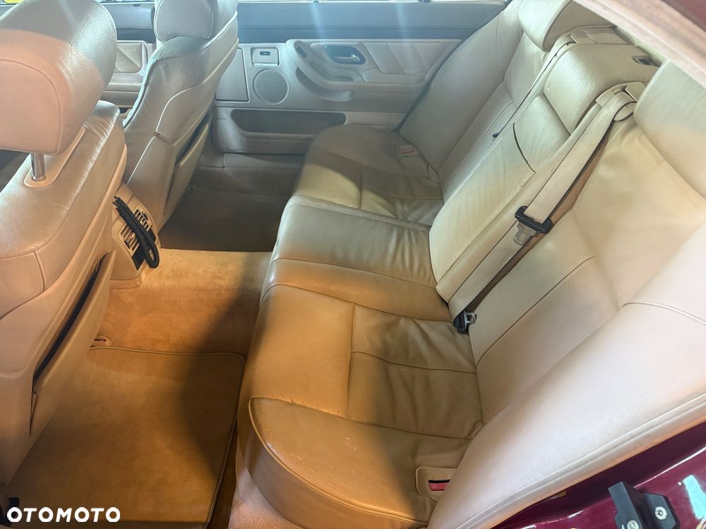 BMW Seria 7 740iL - 23