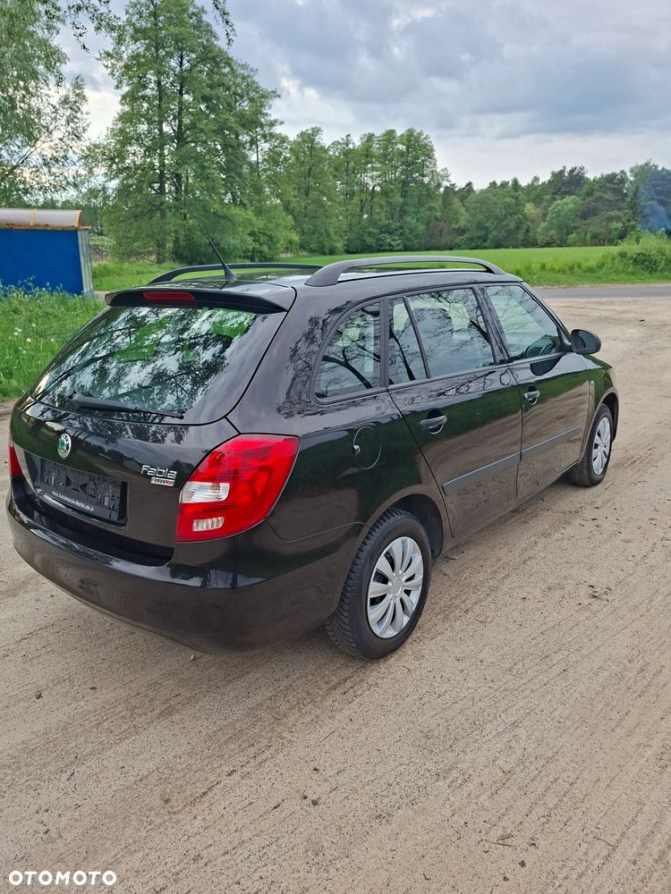 Skoda Fabia 1.2 HTP Ambition - 14