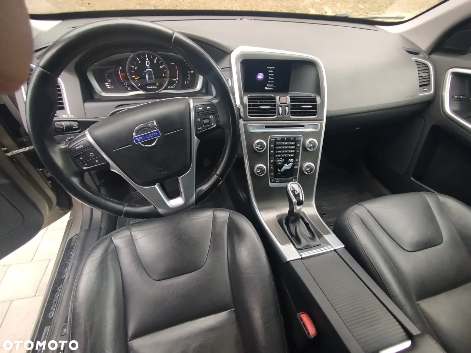 Volvo XC 60 T5 AWD Base - 6