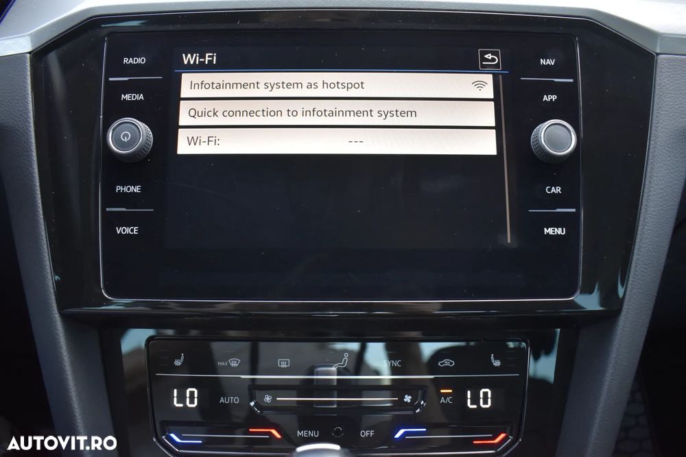 Volkswagen Passat 2.0 TDI DSG Highline - 20